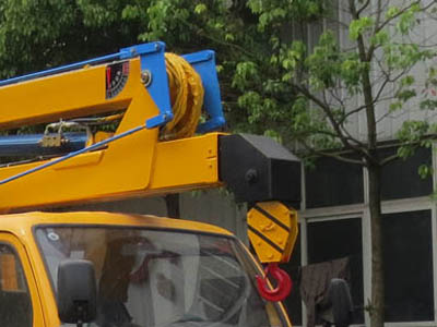 東風雙排12米高空作業車