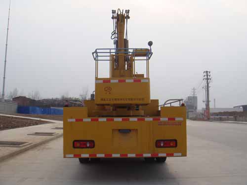 東風天錦20米高空作業車