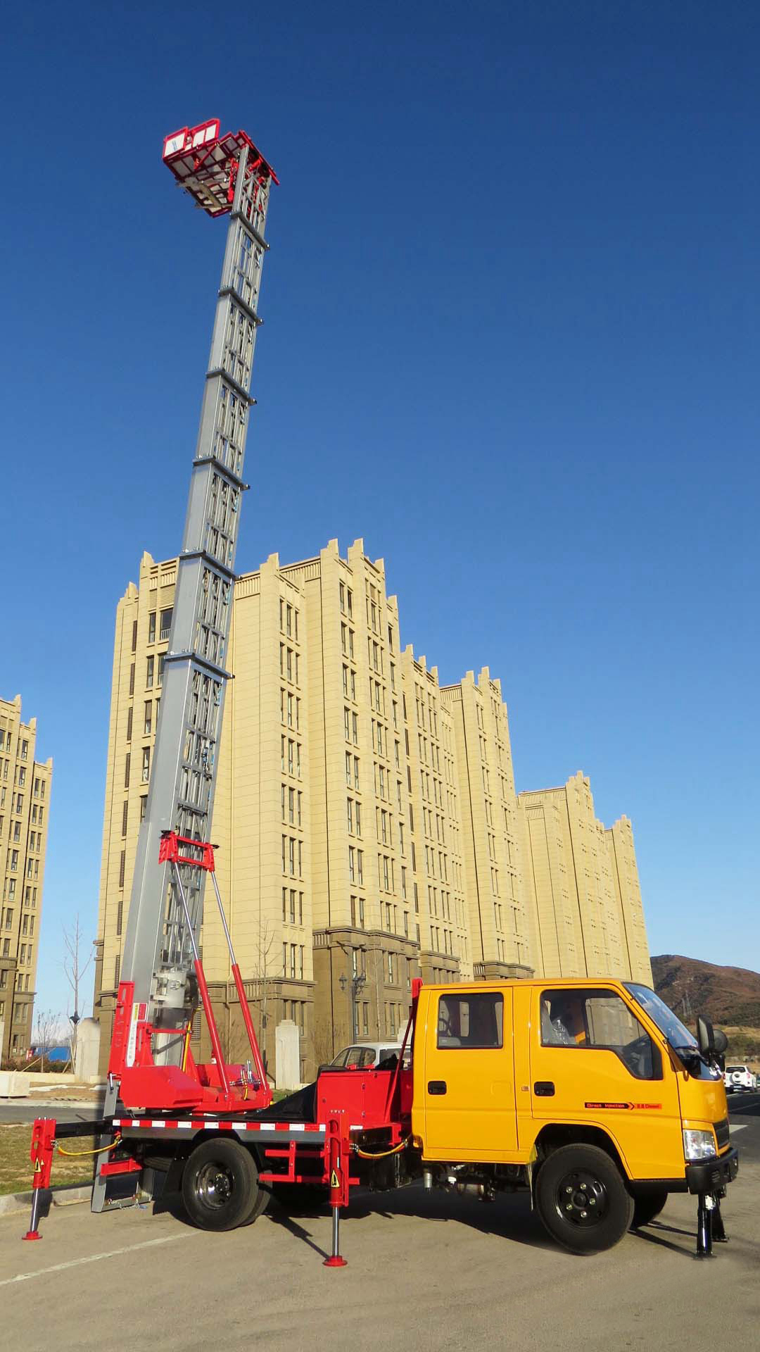 28-33米 藍牌江鈴雙排·云梯車