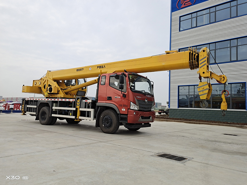 福田16噸汽車吊