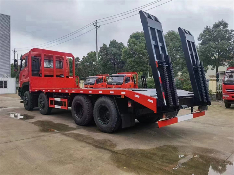 東風天龍高配版前四后八平板運輸車